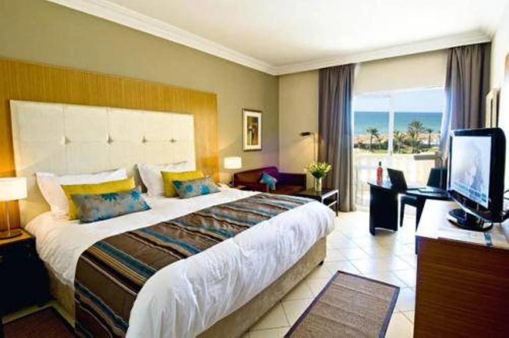 ロイヤル タラッサ モナスティール ホテル モナスティル 部屋 写真 A room at the hotel