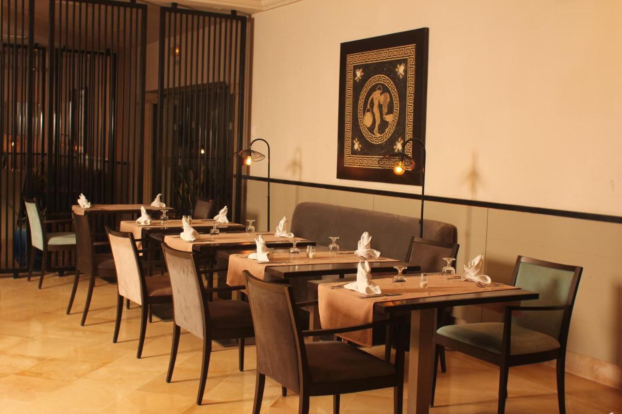 ロイヤル タラッサ モナスティール ホテル モナスティル エクステリア 写真 Restaurant