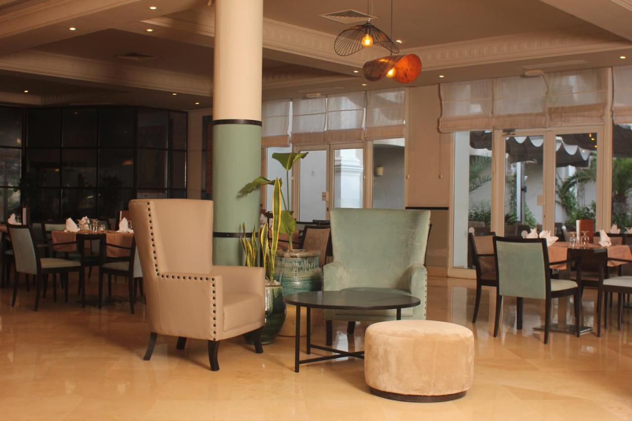 ロイヤル タラッサ モナスティール ホテル モナスティル エクステリア 写真 The lobby of the hotel