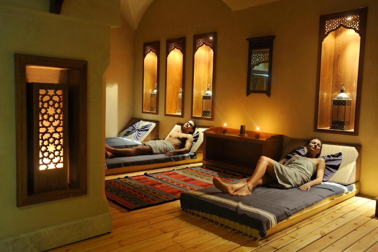 ロイヤル タラッサ モナスティール ホテル モナスティル エクステリア 写真 A hammam in Jerusalem
